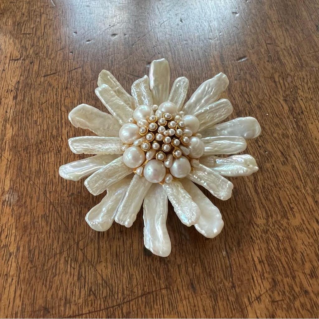 Barrera Stick Pearl Aster Flower Brooch
